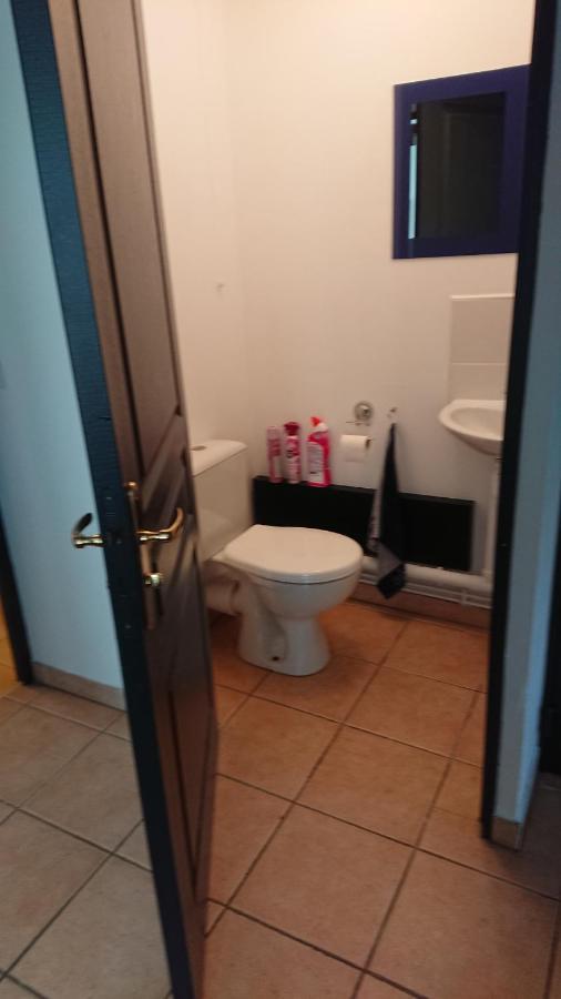 Beautiful Ground Floor 2 Bedroom Apartment องเฟลอร์ ภายนอก รูปภาพ